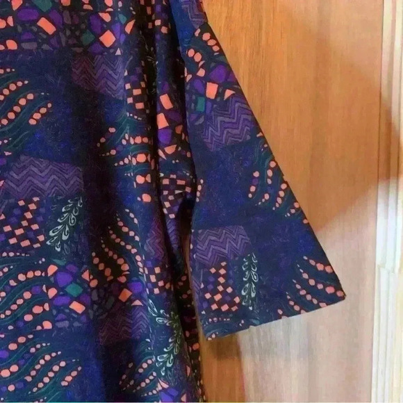 LulaRoe Womens Multicolor Round Neck High Low Tunic Blouse Top SZ S - Picture 6 of 15